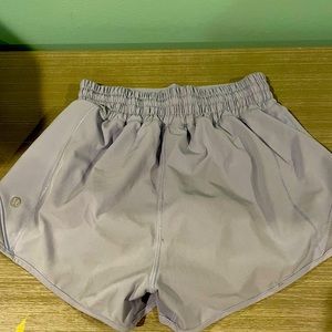 Lululemon Pastel Blue Hotty Hot Shorts (Size 2, 2.5 inch)